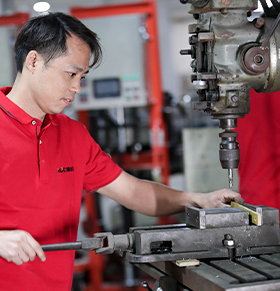  Experience Designer and Manufacturer Specialized in Candle Machine Field