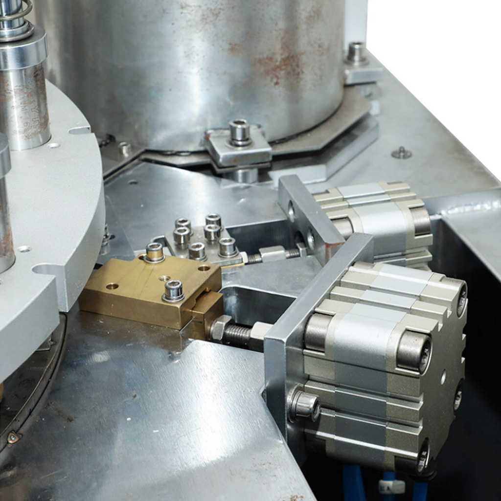 Full Auto Wick Inserting Machine For Candle Making Production Line With Automatic Positioning System